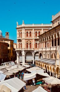 Billeje & lejebil i Padova