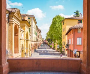 Billeje & lejebil i Bologna